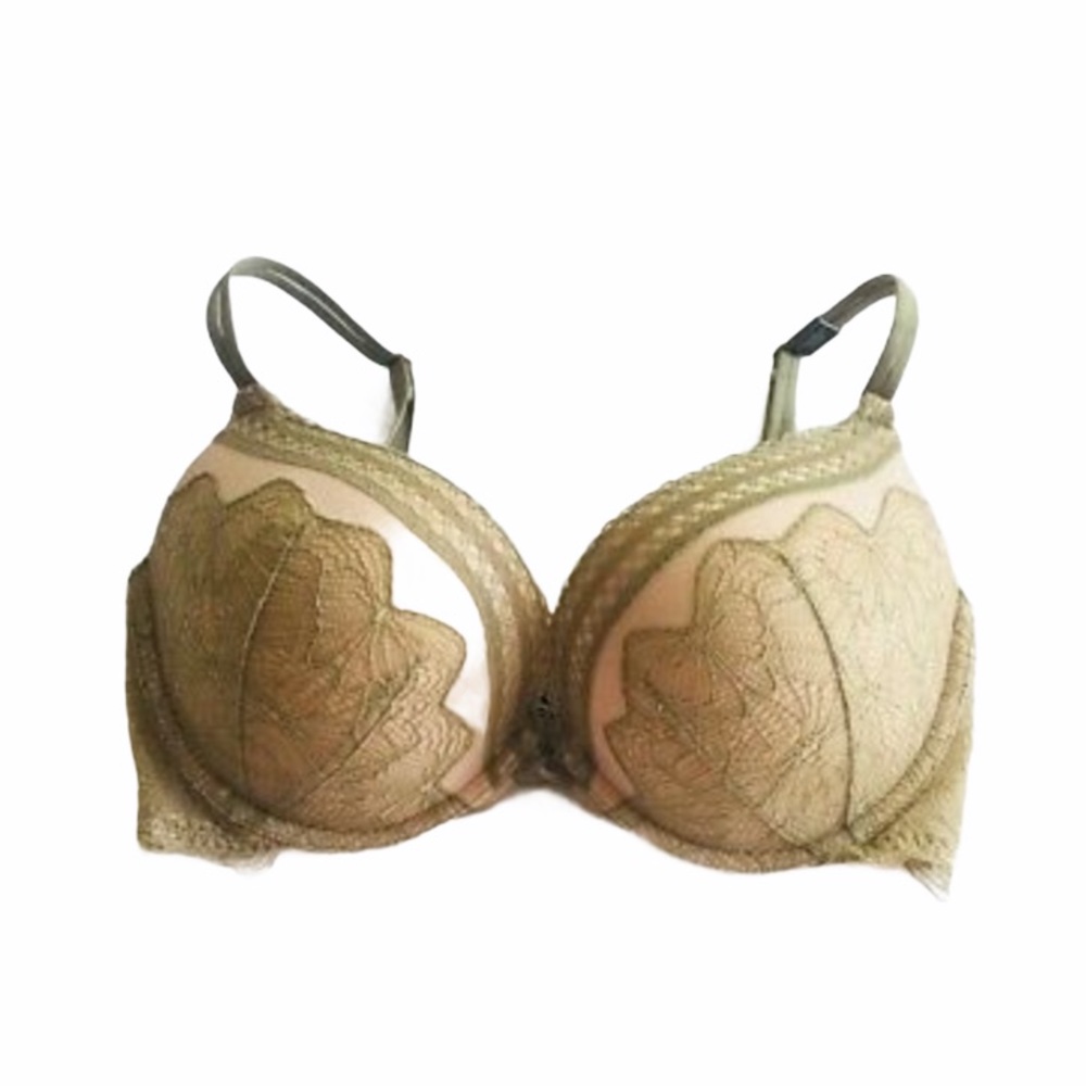 EUC Victoria's Secret Very Sexy Push Up Bra